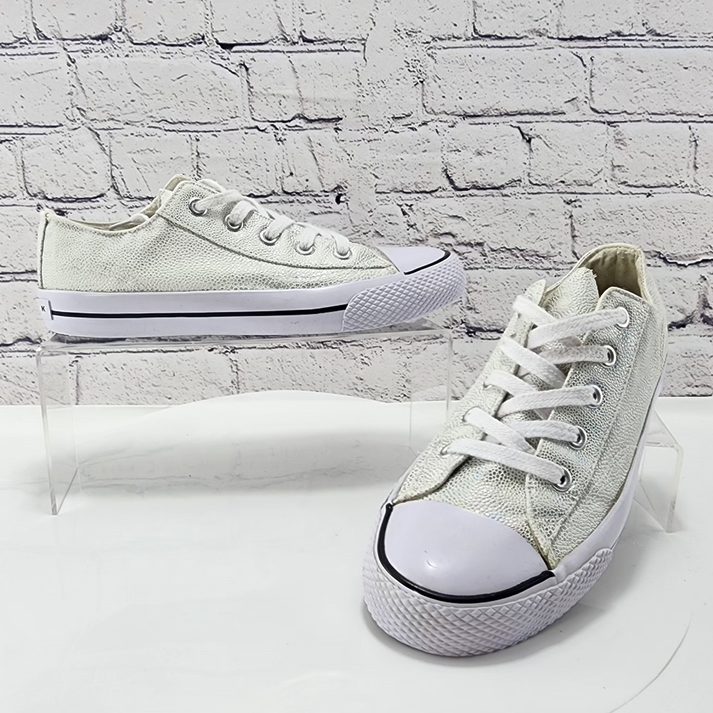 AIRWALK  - Canvas sneakers, shimmering, cream/white, size 8.5
